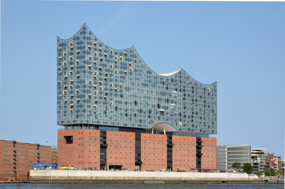 Elbphilharmonie Old Town