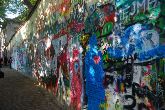 Lennon Wall Prague