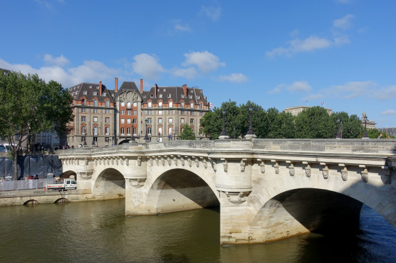 Pont Neuf Paris