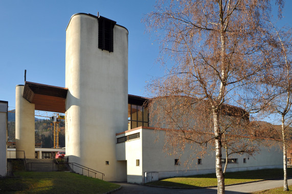 Kath. Pfarrkirche, Maria, Königin des Friedens Bludenz