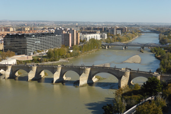 Puente de Piedra Saragossa