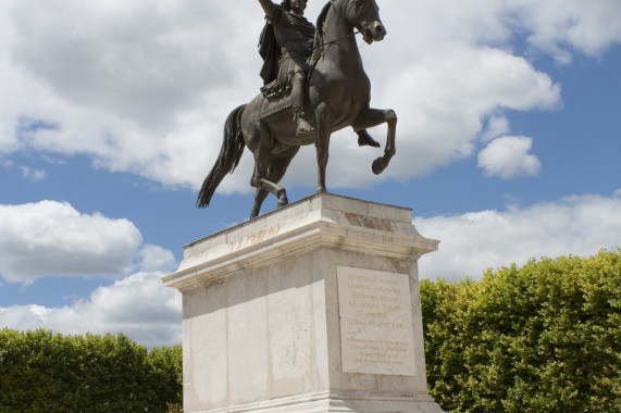 Equestrian statue of Louis XIV Montpellier