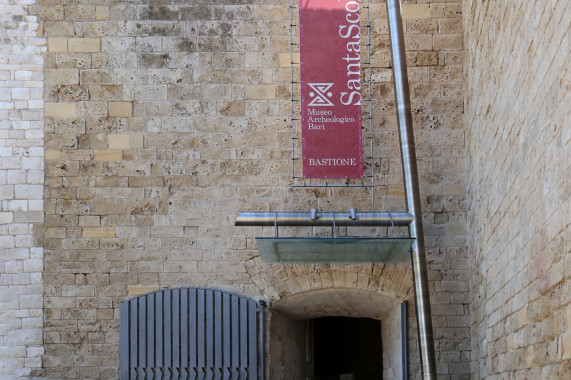 Museo archeologico di Santa Scolastica Bari