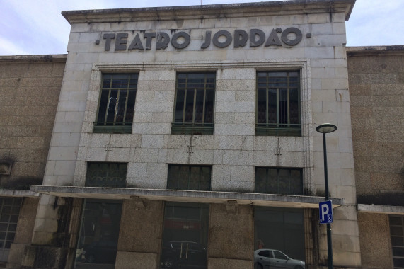 Teatro Jordão Guimarães 