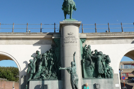 Ruiterstandbeeld van Koning Leopold II Ostende