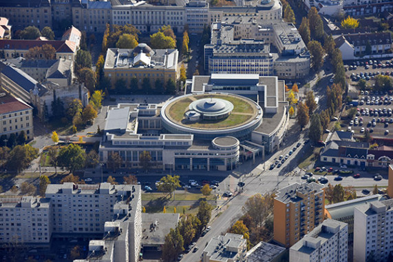 Zentrum für moderne und zeitgenössische Kunst Debrecen Debrezin