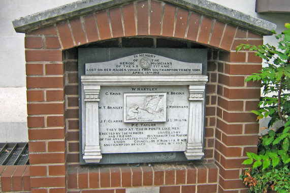 Titanic Musicians' Memorial Southampton