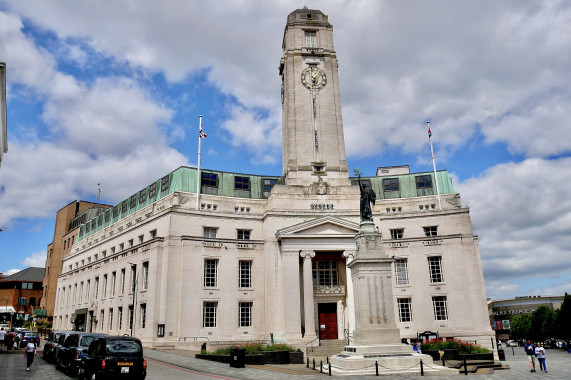 Luton Town Hall Luton