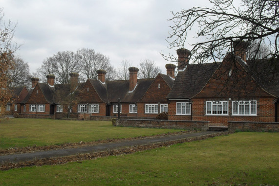 Dyers Almshouses Crawley