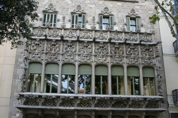 Palau del Baró de Quadras Eixample