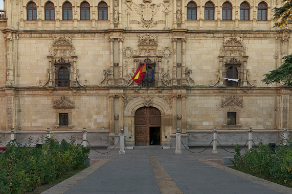 Universidad de Alcalá Alcalá de Henares