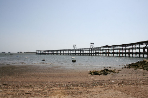 Muelle de mineral de la compañía Riotinto Huelva