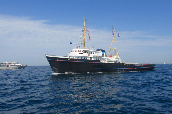 MV Greenpeace Maassluis