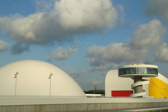 Oscar-Niemeyer-Kulturzentrum Avilés