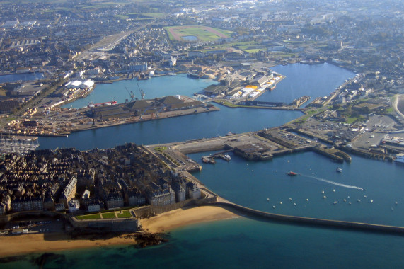 St Malo Port Saint-Malo