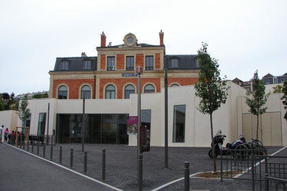 Musée d'histoire urbaine et sociale de Suresnes Suresnes