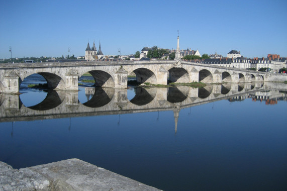 Pont Jacques Gabriel Blois