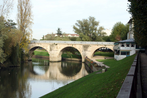 Ancien pont de Poissy Poissy