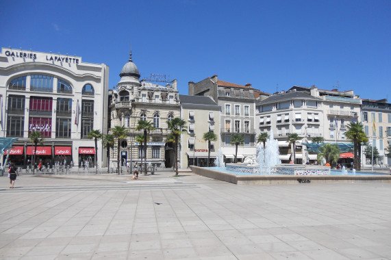 Place Clémenceau Pau