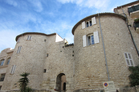 Enceinte gréco-romaine d'Antibes Antibes