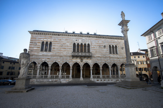 Loggia del Lionello Udine