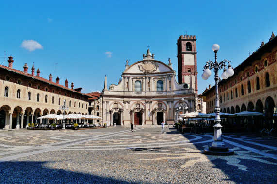 Piazza Ducale Vigevano