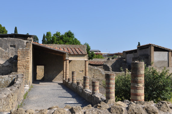 Casa dell'Albergo Portici