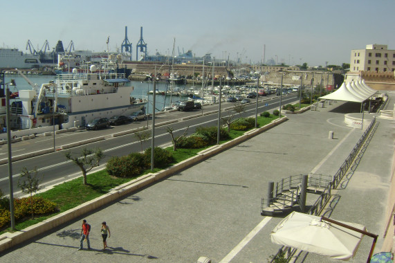 Hafen von Civitavecchia Civitavecchia