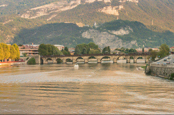 Ponte Azzone Visconti Lecco