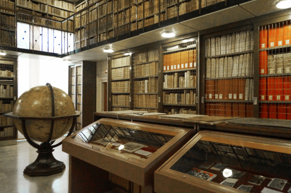 Biblioteca comunale Planettiana Jesi