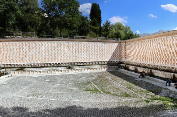 Fountain of the 99 Water Spouts L'Aquila