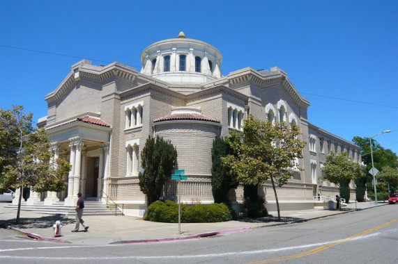 Temple Sinai Oakland