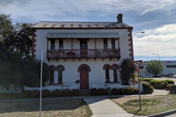 Byrnes Mill and Millhouse Queanbeyan