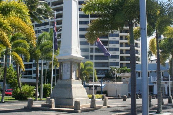 Cairns War Memorial Cairns