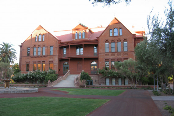 Old Main Tempe