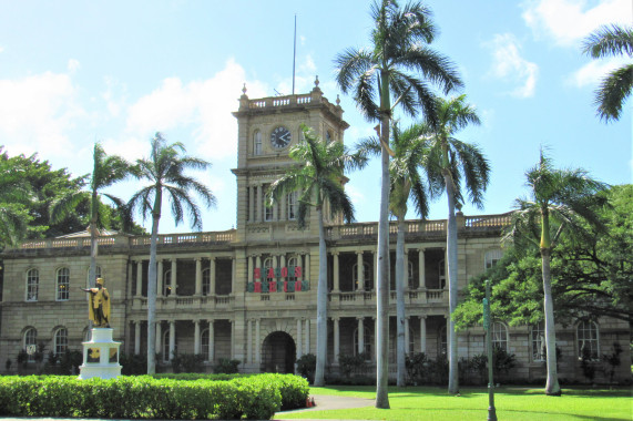 Aliiolani Hale Honolulu