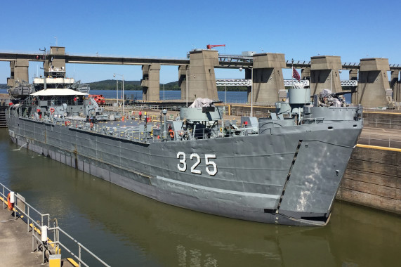 USS LST-325 Evansville