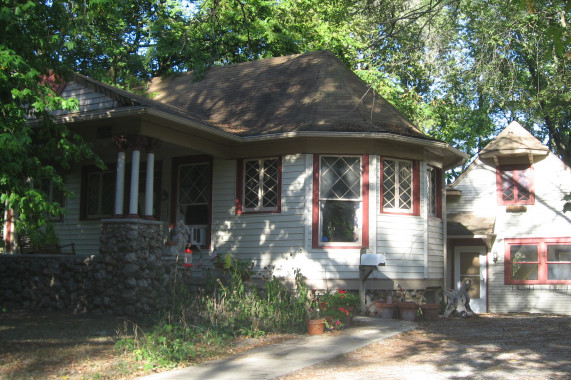 John L. Nichols House Bloomington