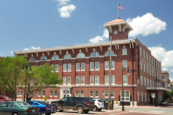 Keen Kutter Building Wichita