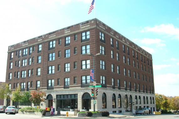 The Eldridge Hotel Lawrence