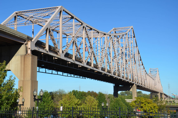 Martin Luther King Bridge St. Louis