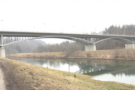 Grünwalder Isarbrücke Grünwald