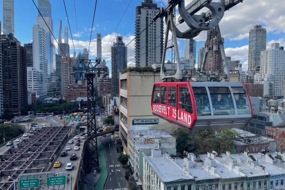 Roosevelt Island Tramway Queens