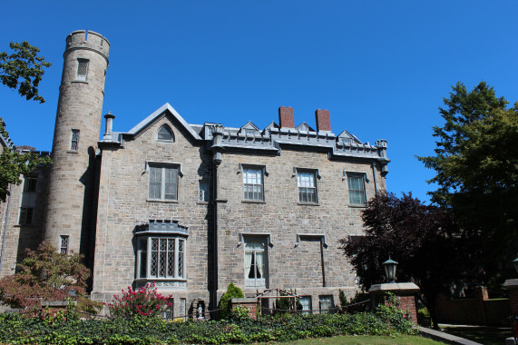 Leland Castle New Rochelle