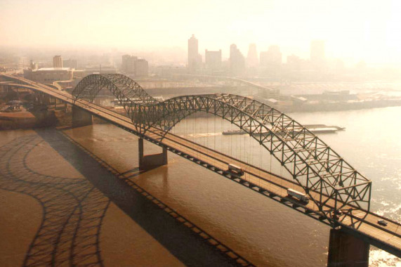 Hernando de Soto Bridge Memphis