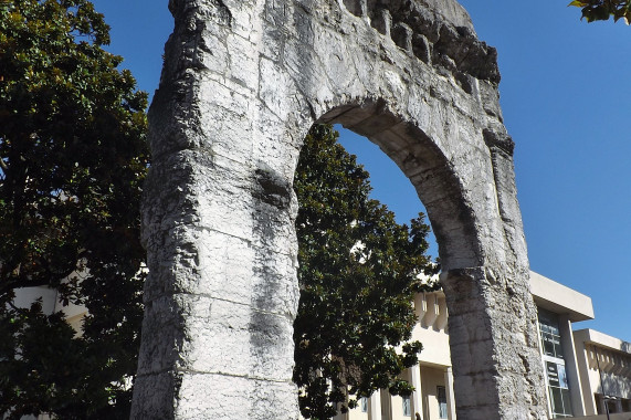 Arc de Campanus Aix-les-Bains