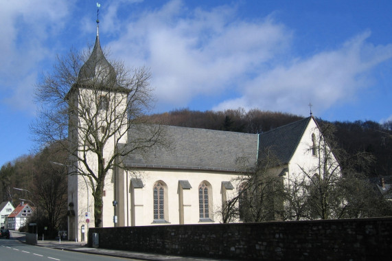 St. Peter und Paul Hemer