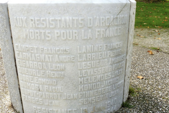 Statue d'Héraclès Arcachon