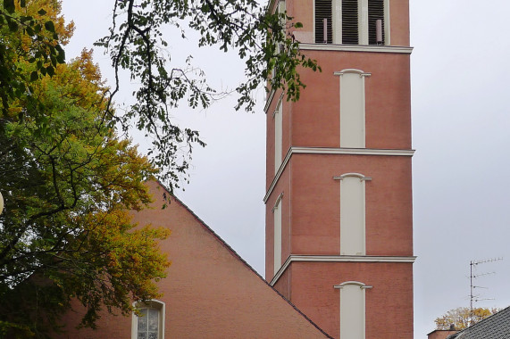 Apostel-Paulus-Kirche (Berlin-Hermsdorf) Glienicke/Nordbahn