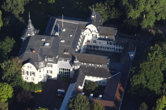 Schloss Deichmannsaue Königswinter